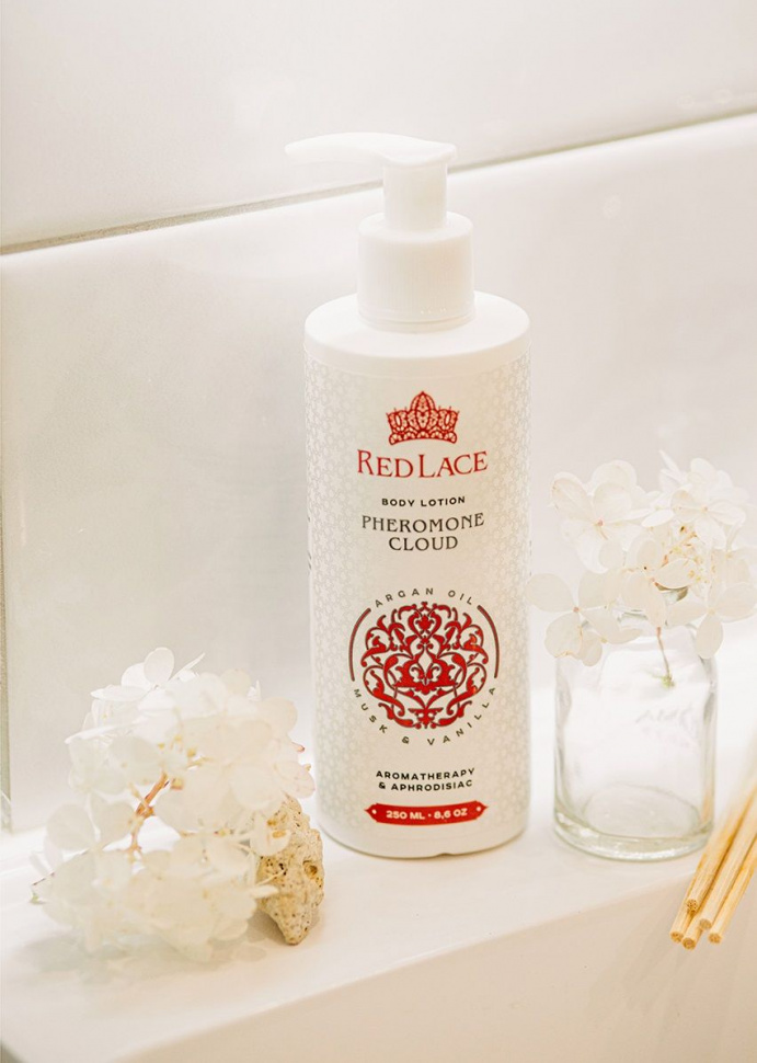 Лосьон для тела с феромонами Red Lace Pheromone Cloud - 250 мл.