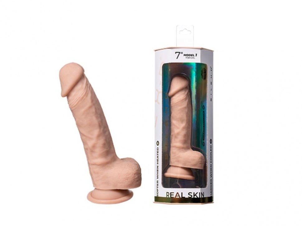 Телесный фаллоимитатор на присоске Real Skin Model 1 - 17,8 см.