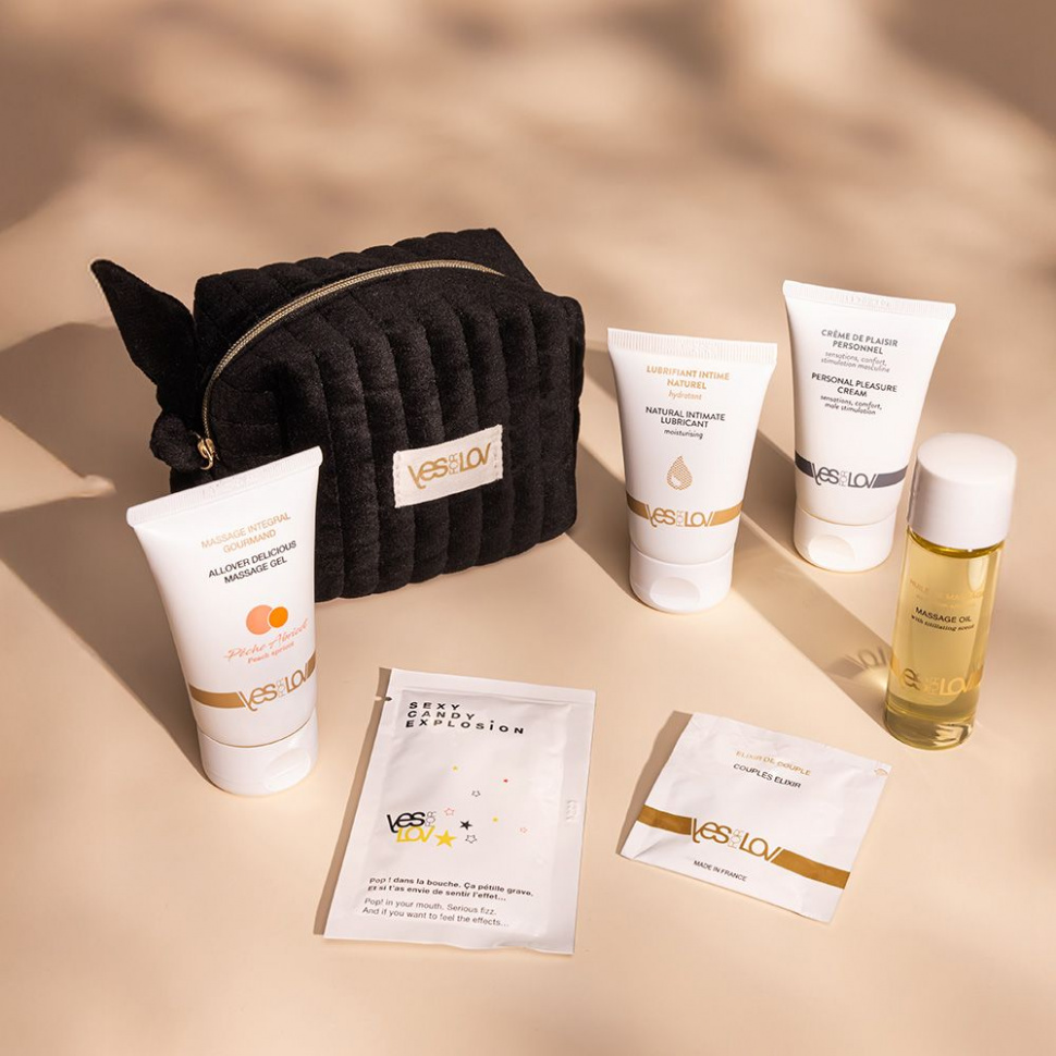 Набор YESforLOV La Trousse Enchantée в черной косметичке